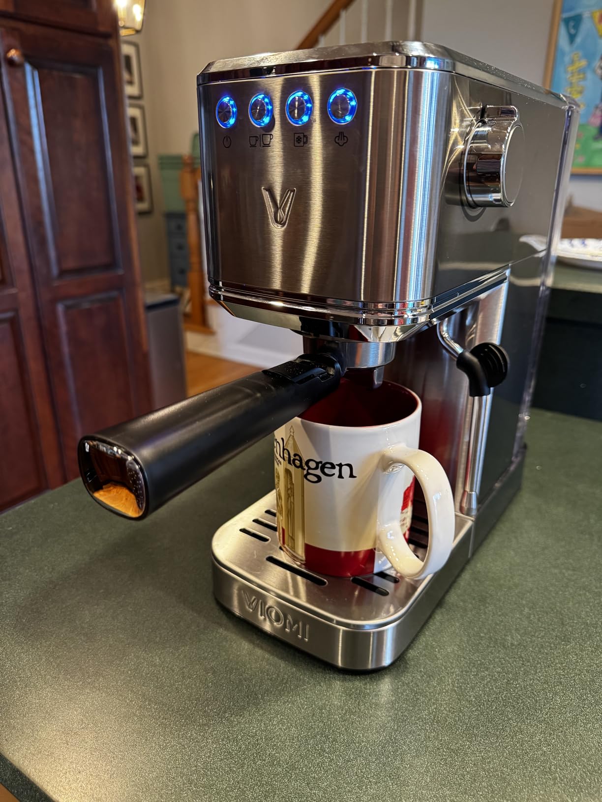 This espresso machine has been excellent for a beginner setup. It’s very user friendly and easy to learn, which made getting started with home espresso much less intimidating. The milk frother works extremely well and produces smooth, creamy milk that makes great lattes. I was also pleasantly surprised by the crema this machine can pull for an entry-level unit. With decent beans and a little practice, it produces very enjoyable espresso drinks.