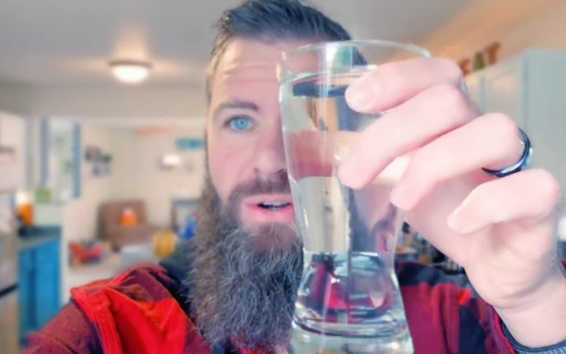 Watch Viomi in action and discover how our advanced water technology makes every drop cleaner, fresher, and easier to enjoy.